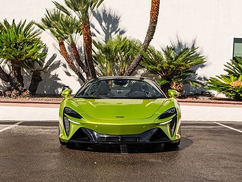 mclaren-vehicle-image