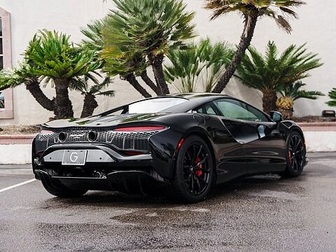 mclaren-vehicle-image