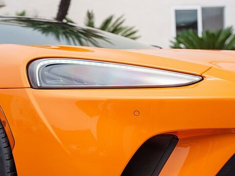 mclaren-vehicle-image