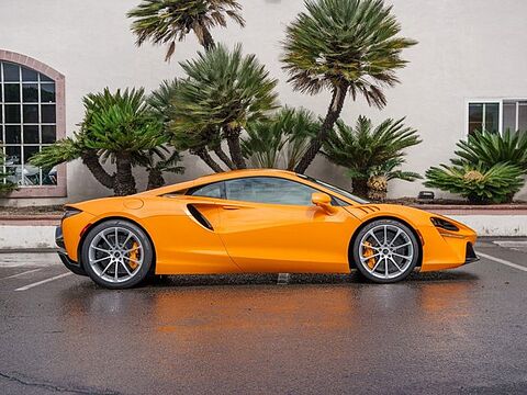 mclaren-vehicle-image