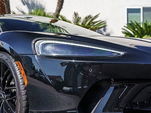 mclaren-vehicle-image