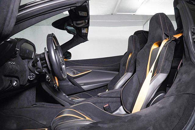 720S