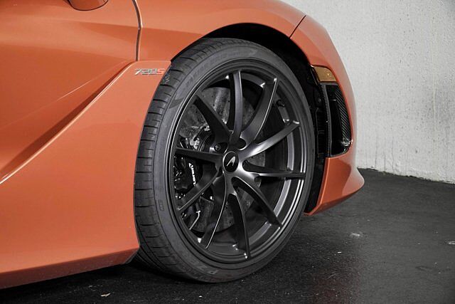 720S