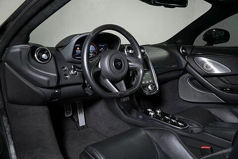 mclaren-vehicle-image