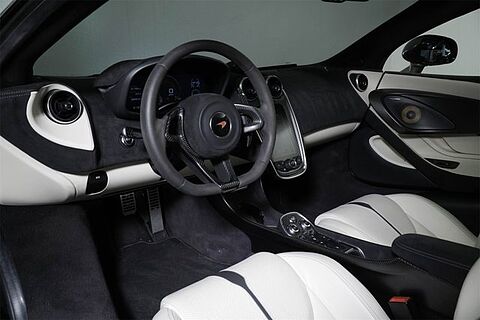 mclaren-vehicle-image