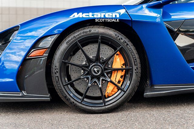 McLaren Senna