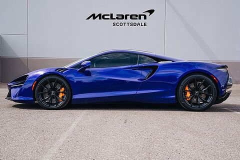 mclaren-vehicle-image