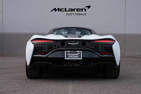 mclaren-vehicle-image