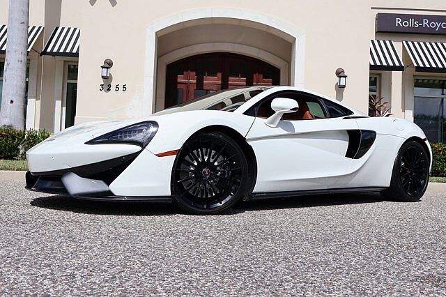 570GT - 570GT -