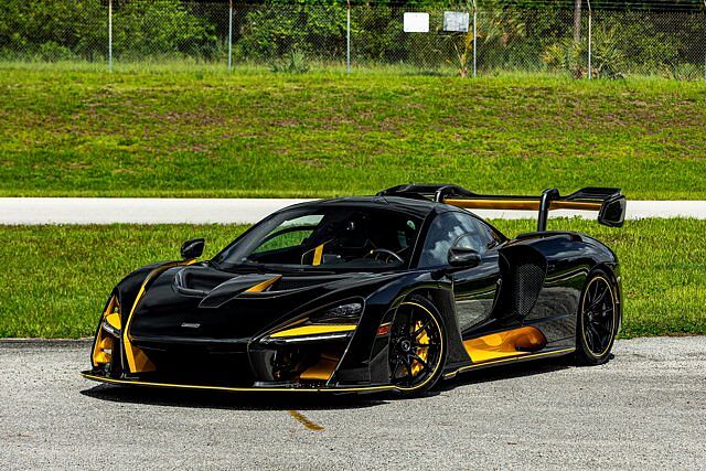 McLaren Senna