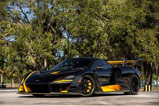 McLaren Senna