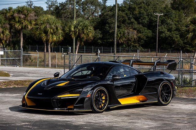 McLaren Senna