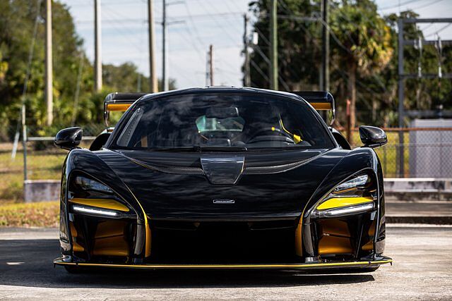 McLaren Senna