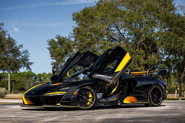 McLaren Senna