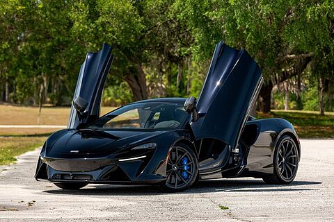 mclaren-vehicle-image
