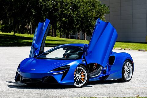 mclaren-vehicle-image