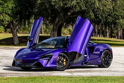 mclaren-vehicle-image