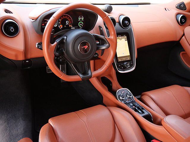570GT