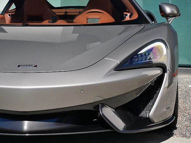 570GT